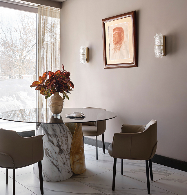 Archibald large dining chair