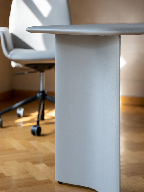 Downtown Conference | 360° chair