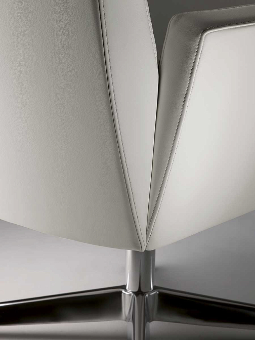 Chancellor | Visitor chair