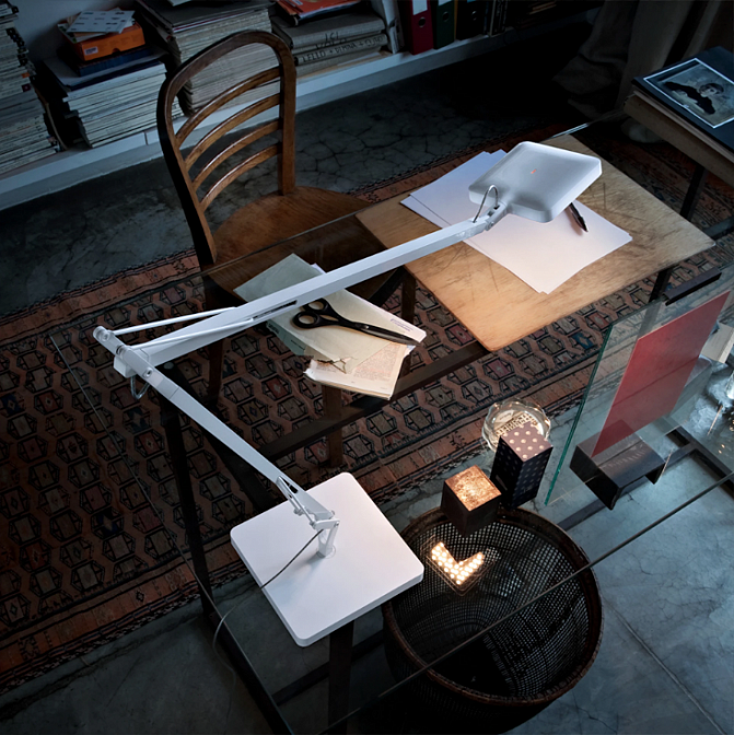 Kelvin Table Led Edge