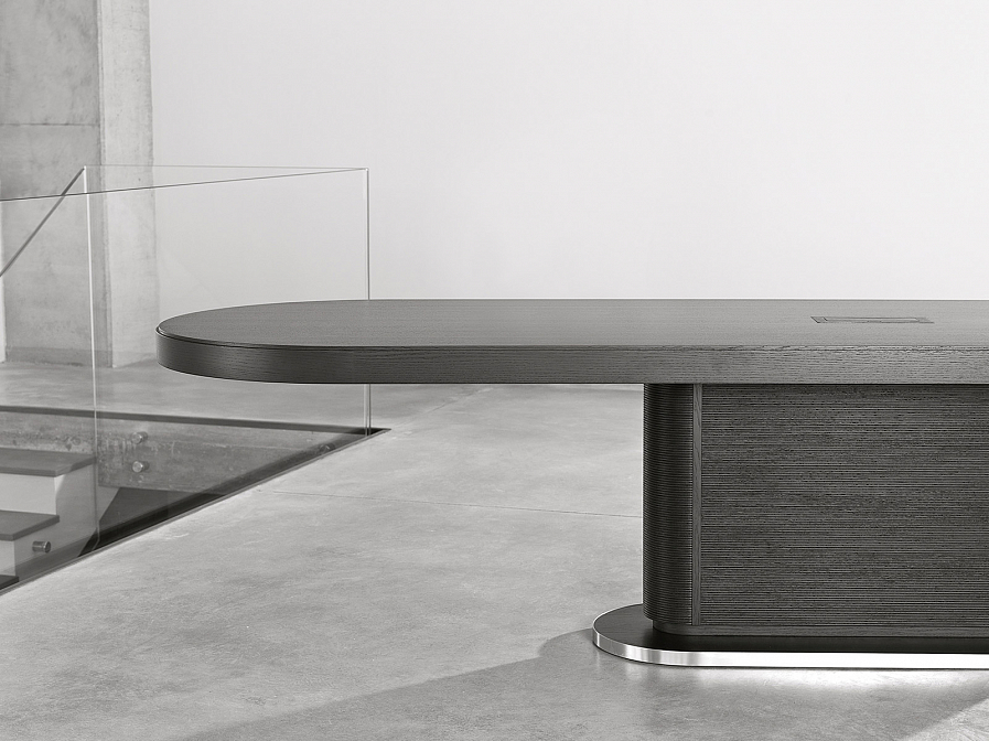 I.C.S. | Table